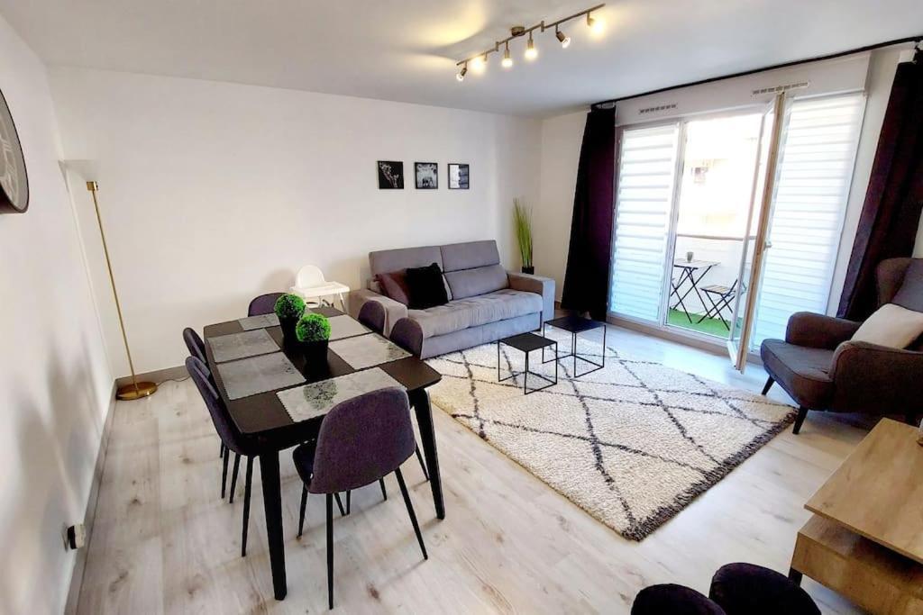Cosy Home 2, 2 Chambres, 6 Personnes, 3 Min Gare, Parking Cergy Kültér fotó