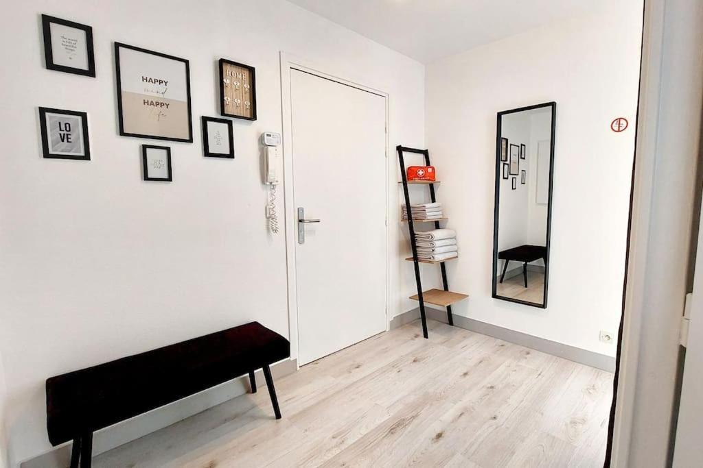 Cosy Home 2, 2 Chambres, 6 Personnes, 3 Min Gare, Parking Cergy Kültér fotó